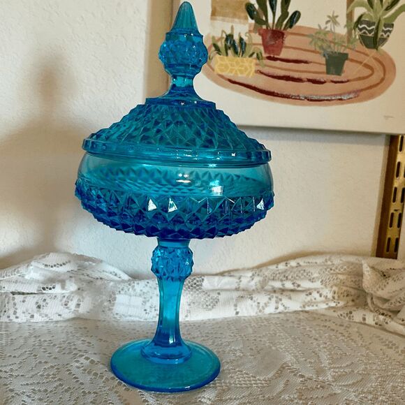 Vintage Indiana Glass Capri Diamond Point Lidded Pedestal Compote - Candy Dish - Picture 2 of 5